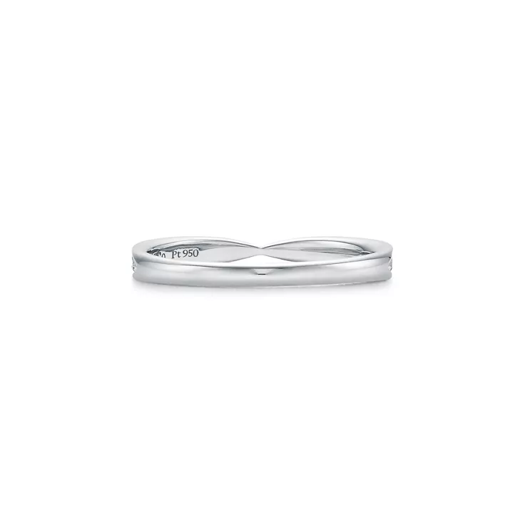 Tiffany Harmony&reg;:Band Ring in Platinum with Diamonds, 1.8 mm, 4