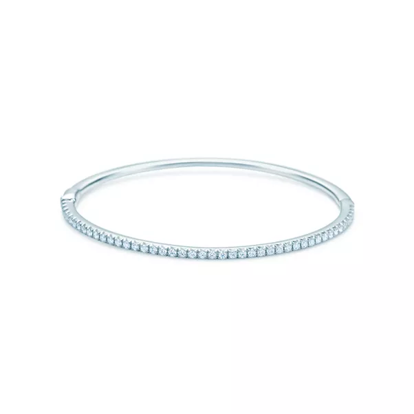  Hinged bangle in 18k white gold with diamonds, large.
