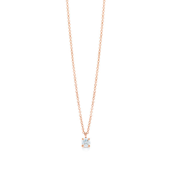 Tiffany Solitaire:Diamond Pendant 