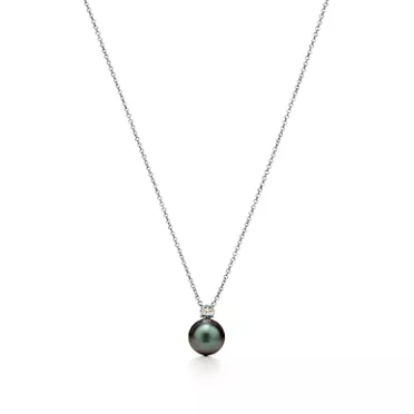 Pearl Pendant, 2