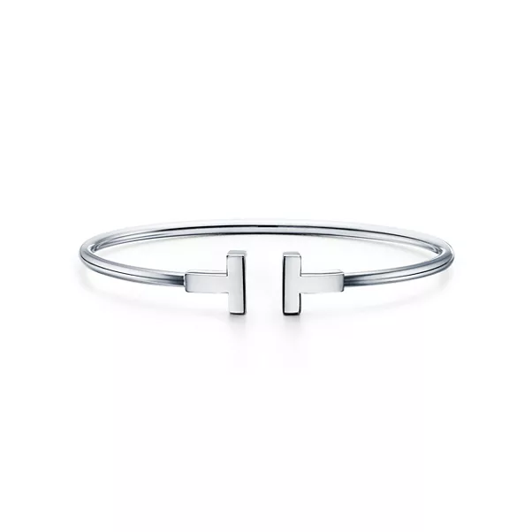 Wire Bracelet in White Gold