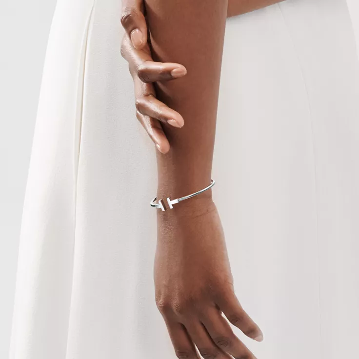 Tiffany T:Wire Bracelet in White Gold, 1
