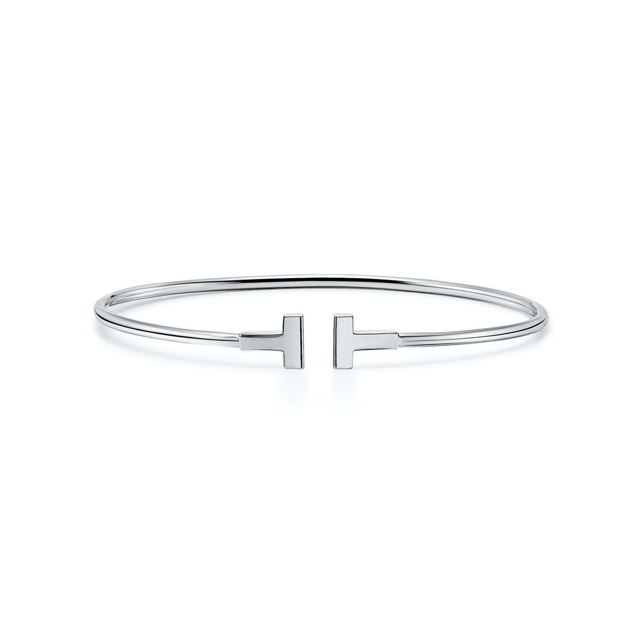 Tiffany T:Narrow Wire Bracelet in White Gold image number 0