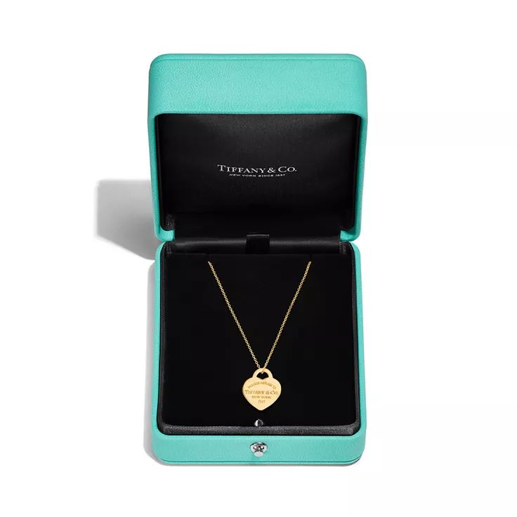Return to Tiffany&reg;:Heart Tag Pendant in Yellow Gold, 4