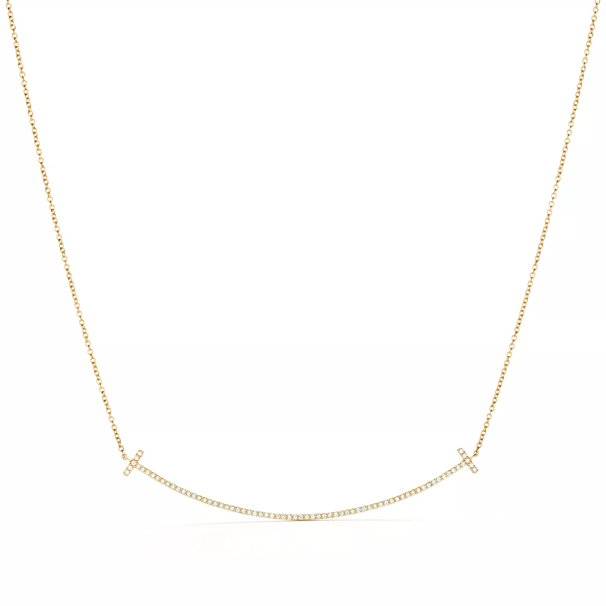 Smile Pendant in Yellow Gold with Diamonds, Large