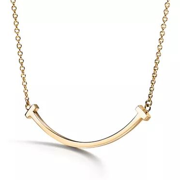 Tiffany T:Smile Pendant in Yellow Gold, Small, 3