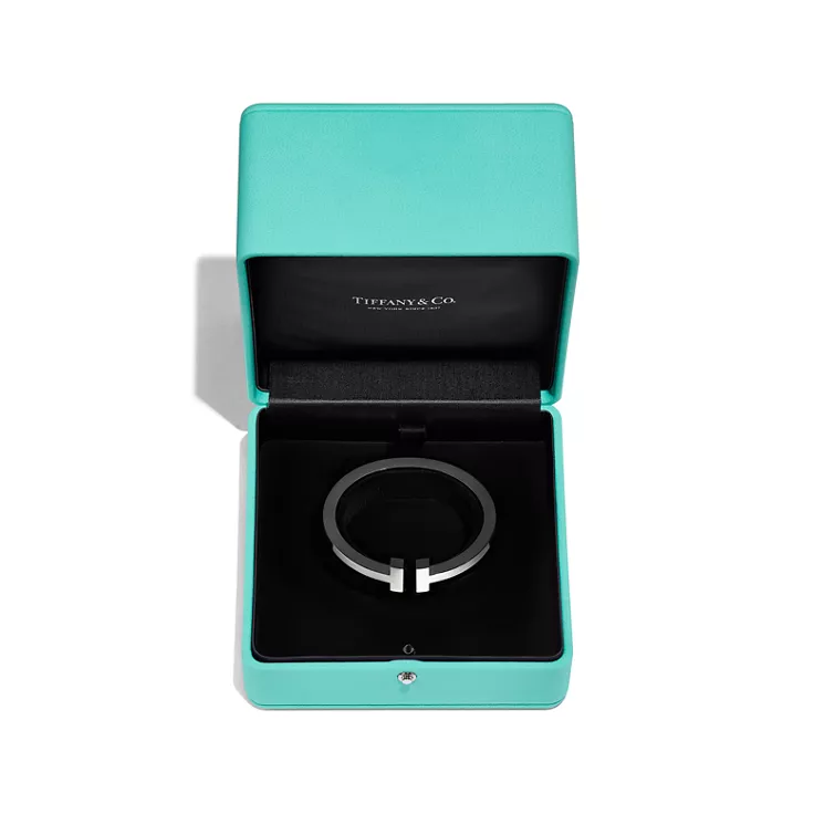 Tiffany T:Square Bracelet in Sterling Silver, 5