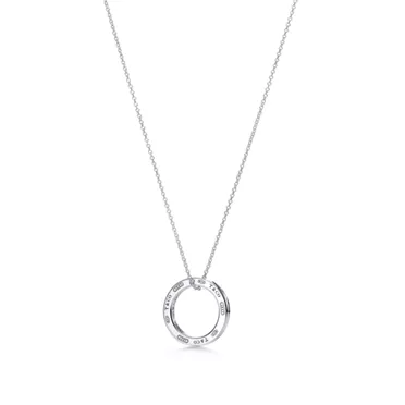 Tiffany 1837™:Colgante circular en plata, tamaño mediano, 2
