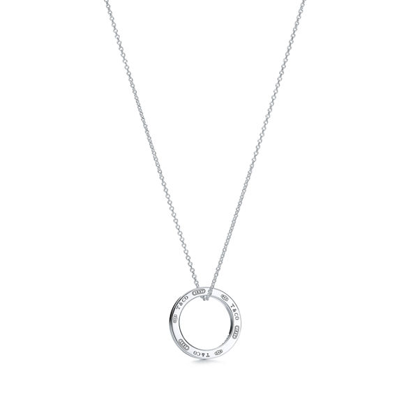 Tiffany 1837™:Circle Pendant in Silver, Medium