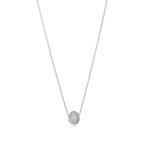Knot Pendant 