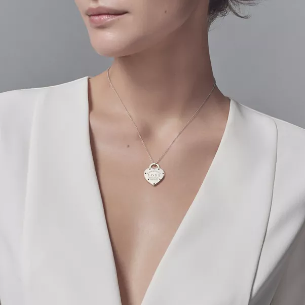 Love-Anhänger in Silber