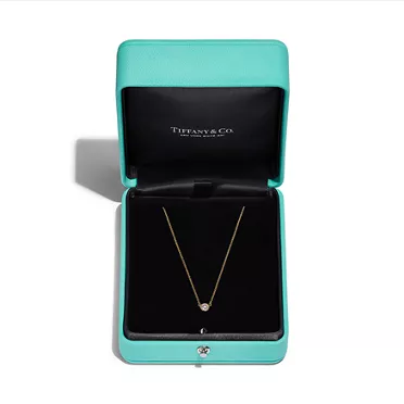 Elsa Peretti&trade;:Diamonds by the Yard&trade; Single Diamond Pendant in Yellow Gold, 3