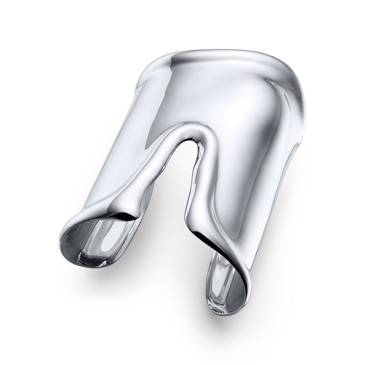 Elsa Peretti®:Large Bone Cuff in Sterling Silver image number 2