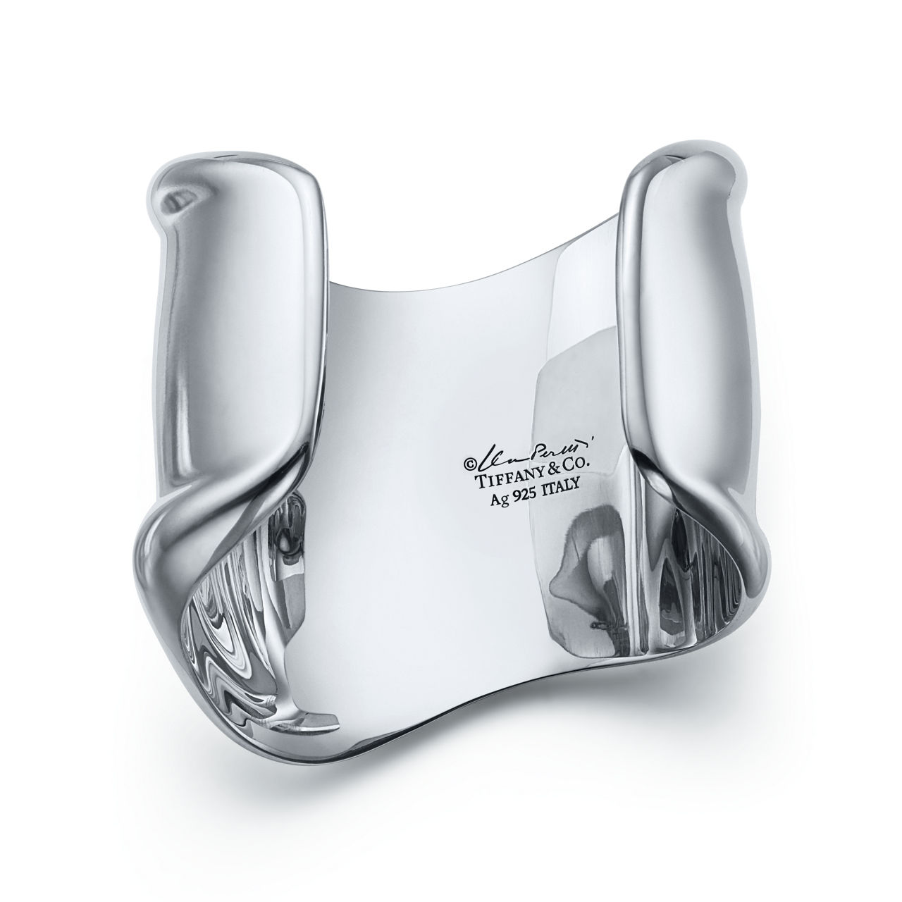 Elsa Peretti®:Medium Bone Cuff in Sterling Silver image number 3