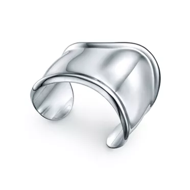 Elsa Peretti®:Small Bone Cuff in Sterling Silver, 2