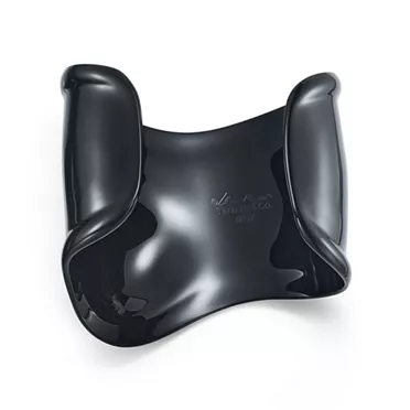 Elsa Peretti®:Medium Bone Cuff in Black Finish over Copper, 3