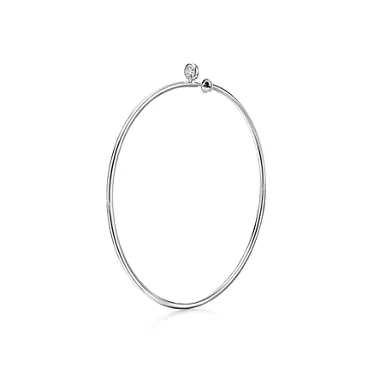 Elsa Peretti&reg;: pendientes en forma de aro con diamantes , 2