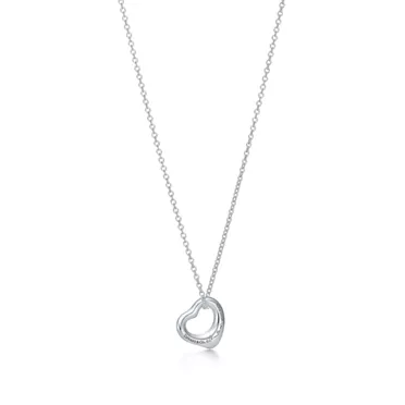 Elsa Peretti®:Open Heart Pendant in Silver, 11 mm, 3