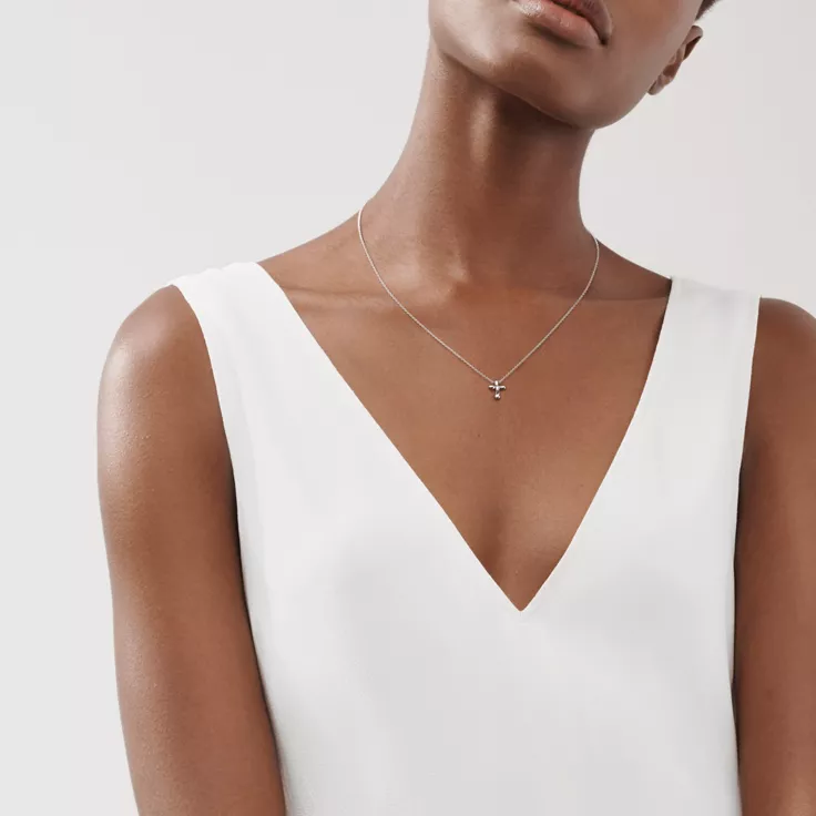 Elsa Peretti®:Cross Pendant, 1