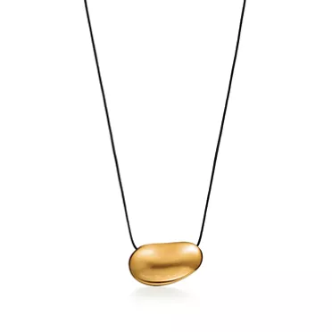 Elsa Peretti®:Bean® design Pendant in Gold Lacquer over Japanese Hardwood, 2