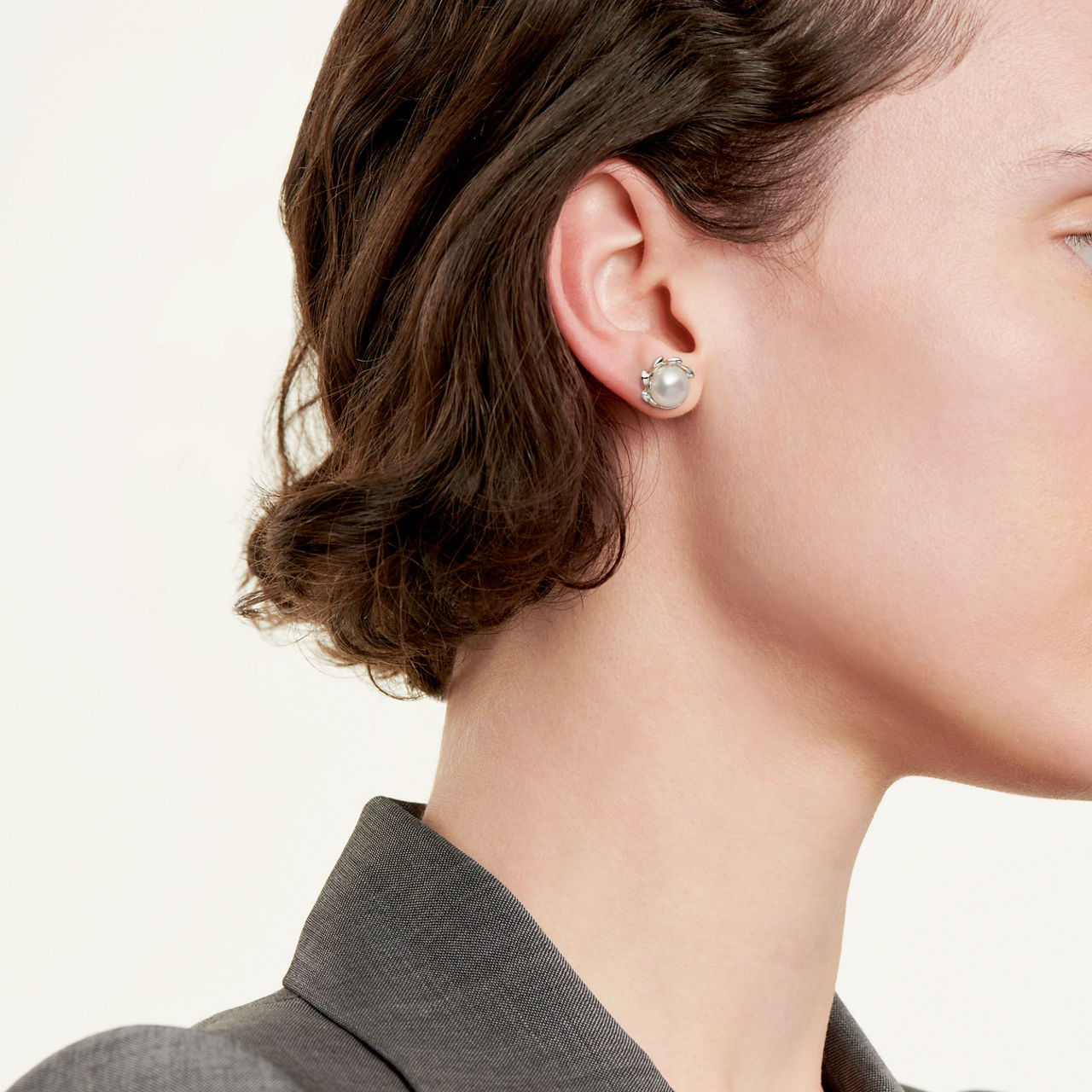 Olive Leaf Pearl Earrings