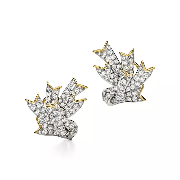 Jean Schlumberger by Tiffany:Ribbon Ear Clips in Platinum and Yellow Gold image number 0