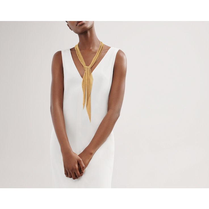 Elsa Peretti®:Mesh Scarf Necklace in Yellow Gold image number 1