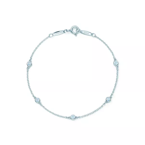  Diamonds by the Yard® Armband 