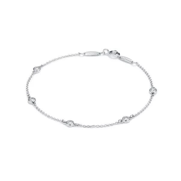  Diamonds by the Yard® Armband 