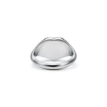 Return to Tiffany&reg;:Heart Signet Ring in Silver, Small, 3
