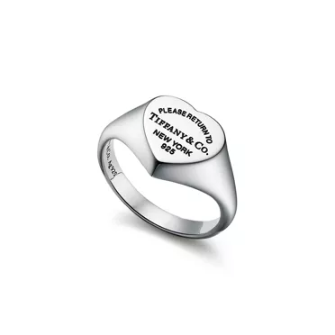 Return to Tiffany®:Heart Signet Ring in Silver, Small, 2