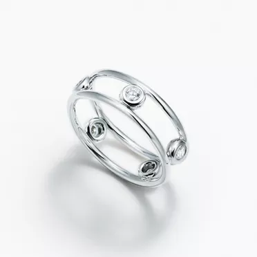 Collezione Elsa Peretti&reg;:Anello Diamonds by the Yard&reg;, 2