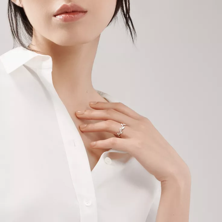 Collezione Paloma Picasso&reg;:Fedina Olive Leaf in argento, 1