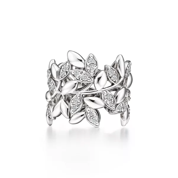 Olive Leaf Band Ring in White Gold with Diamonds