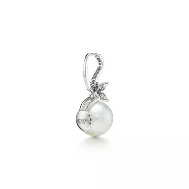 Tiffany Victoria®:Pearl and Diamond Earrings, 3