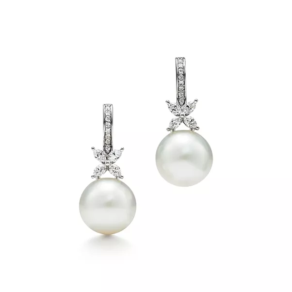  Orecchini con perle e diamanti