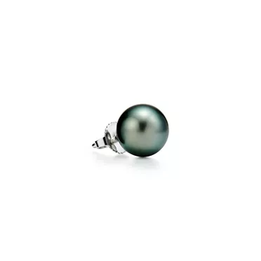 Pearl Earrings , 2