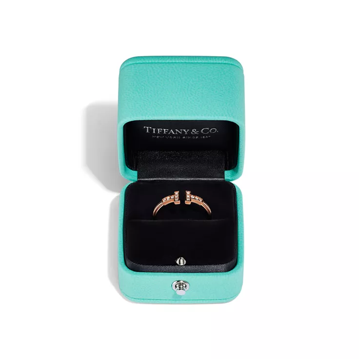 Tiffany T:Bague Wire orn&eacute;e de diamants en or rose, 5