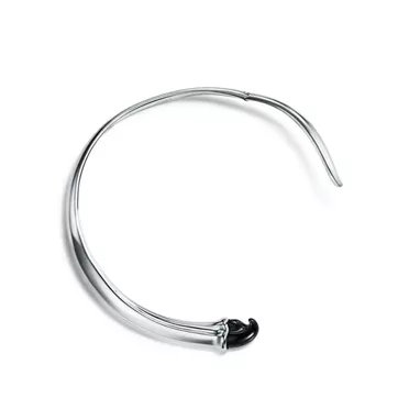 Elsa Peretti®:Small Claw Necklace in Sterling Silver with Black Nephrite Jade, 3