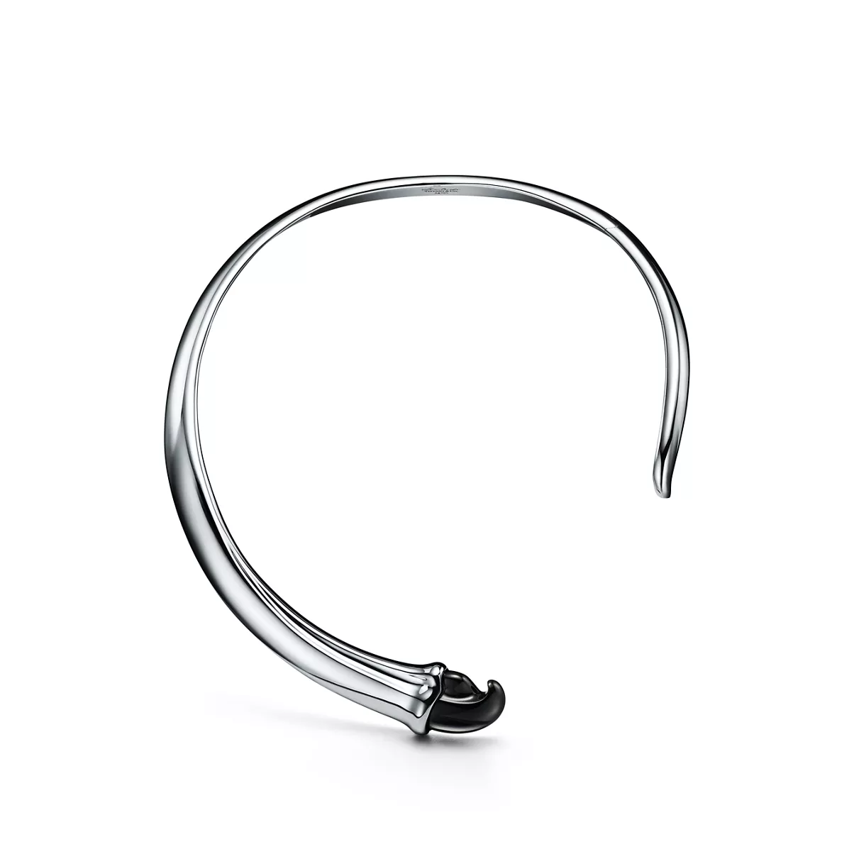 Kleine Claw Halskette in Sterlingsilber mit schwarzer Nephrit-Jade