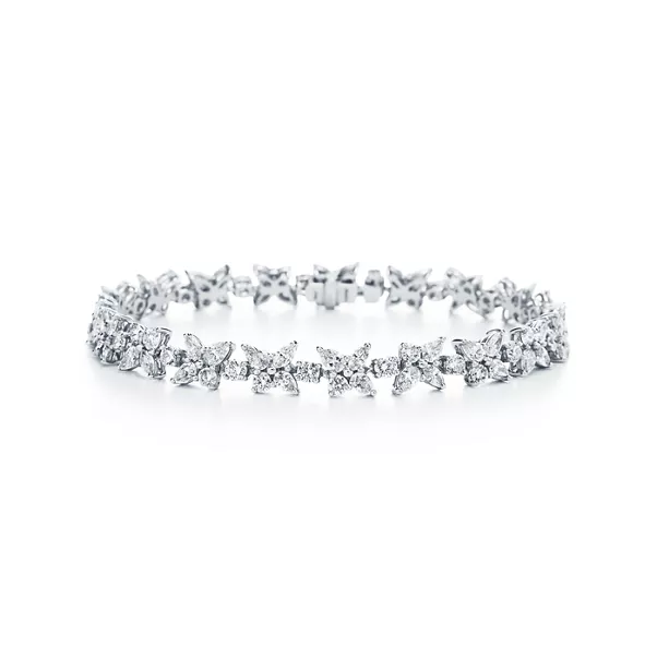  Bracelet en corolle de fleur 