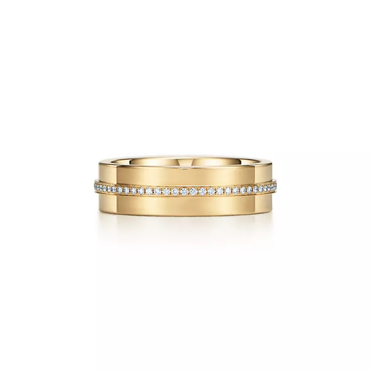 Tiffany T:Wide Diamond Ring in Yellow Gold, 4