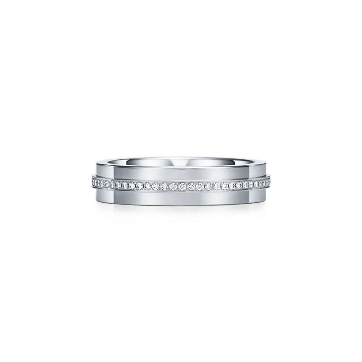 Tiffany T:Narrow Diamond Ring in White Gold image number 5