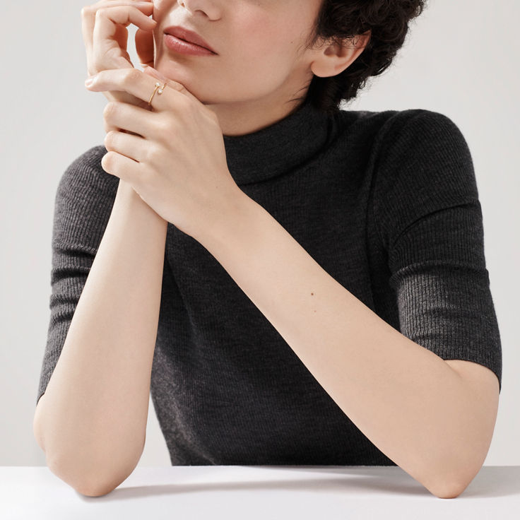 Elsa Peretti®:Diamond Hoop Ring image number 1