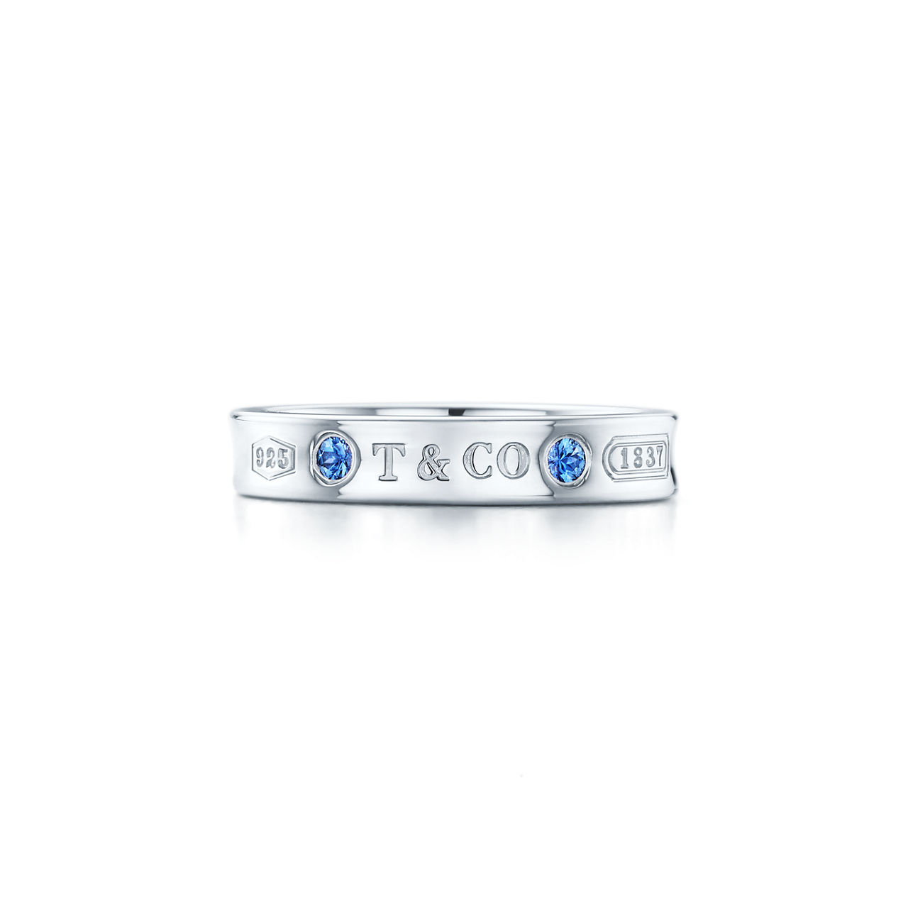 Anillo en plata con zafiros, estrecho