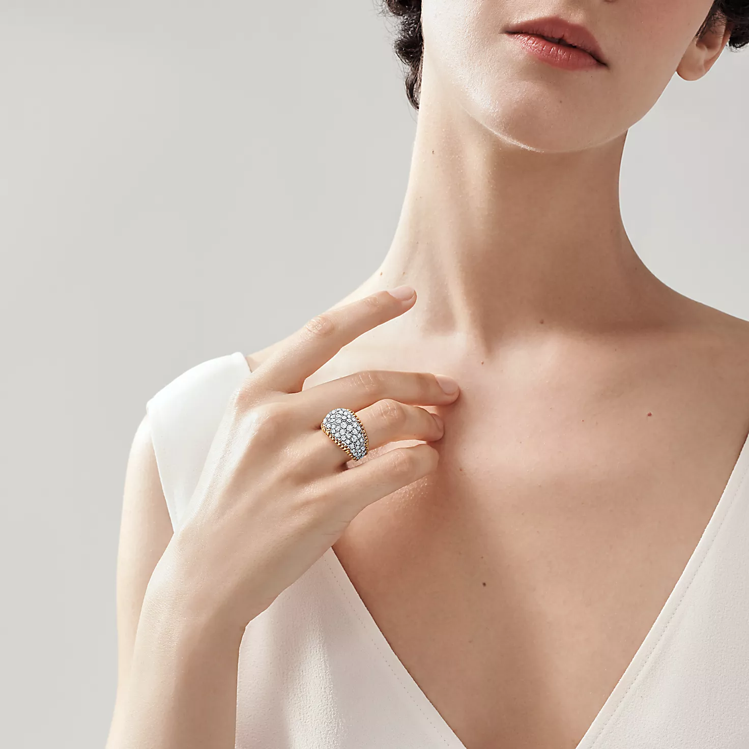 Schlumberger by Tiffany & Co.™:스티치 링, 플래티늄 및 골드, 다이아몬드 세팅 이미지 번호 1
