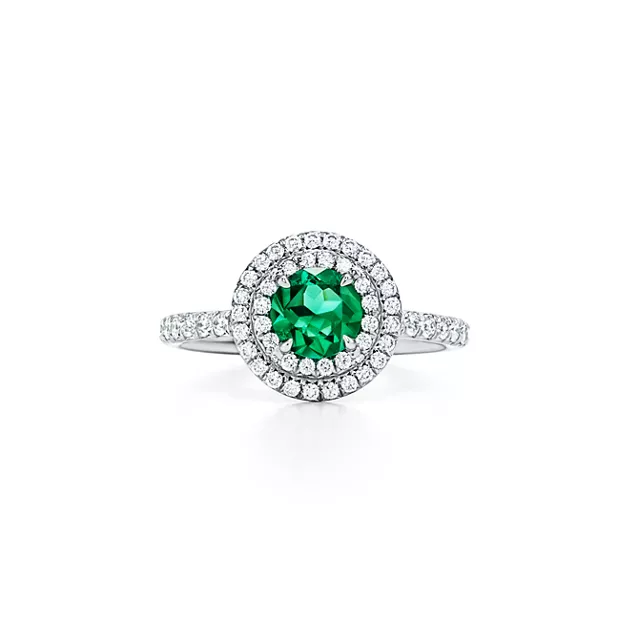 Tiffany Soleste®:Ring in Platinum with an Emerald and Diamonds image number 0