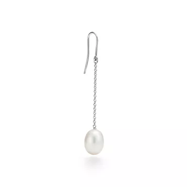 Elsa Peretti®:Pearls by the Yard™ Chain Earrings, 2