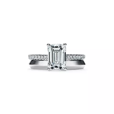 Tiffany Forever:Emerald-cut Engagement Ring with a Pav&eacute; Diamond Band in Platinum, 6