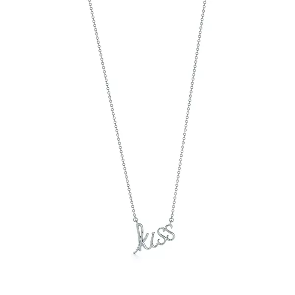 Kiss Pendant